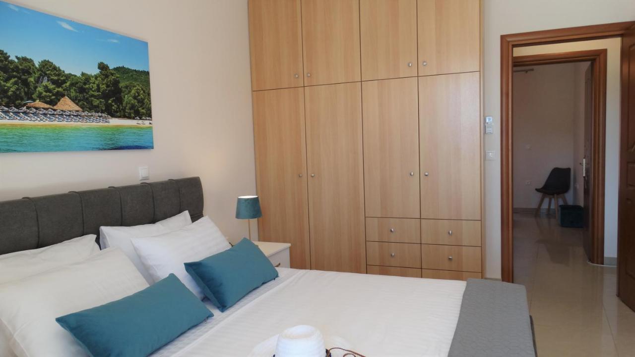 Blue Lagoon Luxury Apartment A3 アルゴストリオン エクステリア 写真