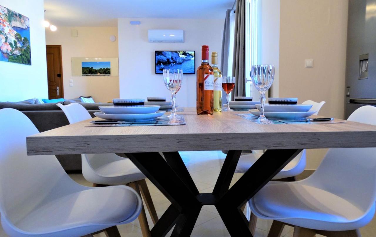 Blue Lagoon Luxury Apartment A3 アルゴストリオン エクステリア 写真