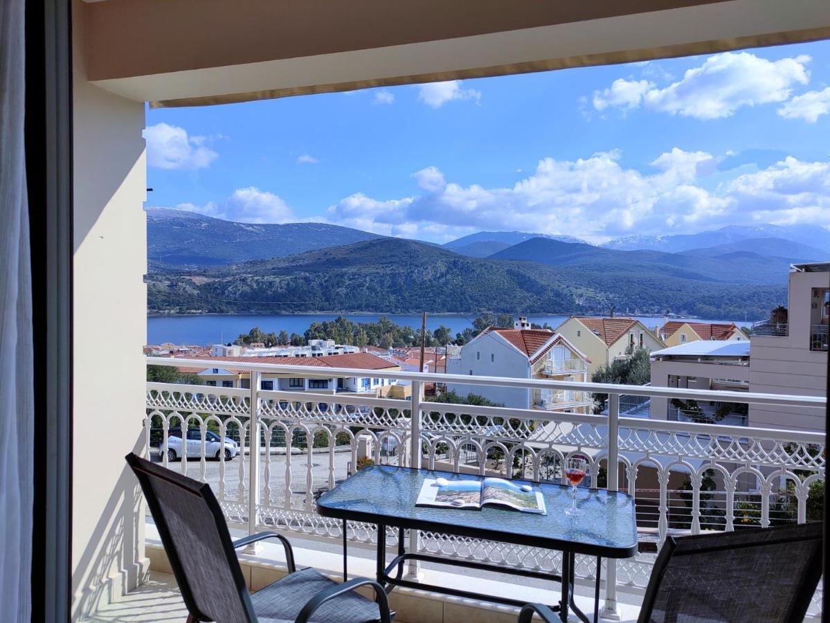 Blue Lagoon Luxury Apartment A3 アルゴストリオン エクステリア 写真