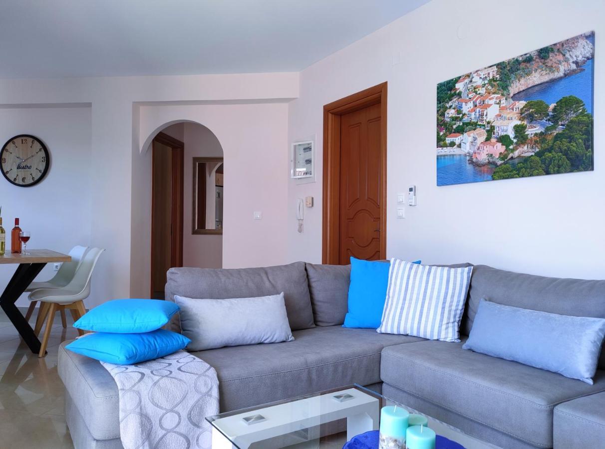 Blue Lagoon Luxury Apartment A3 アルゴストリオン エクステリア 写真