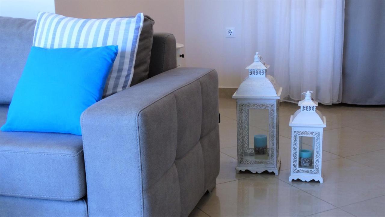 Blue Lagoon Luxury Apartment A3 アルゴストリオン エクステリア 写真