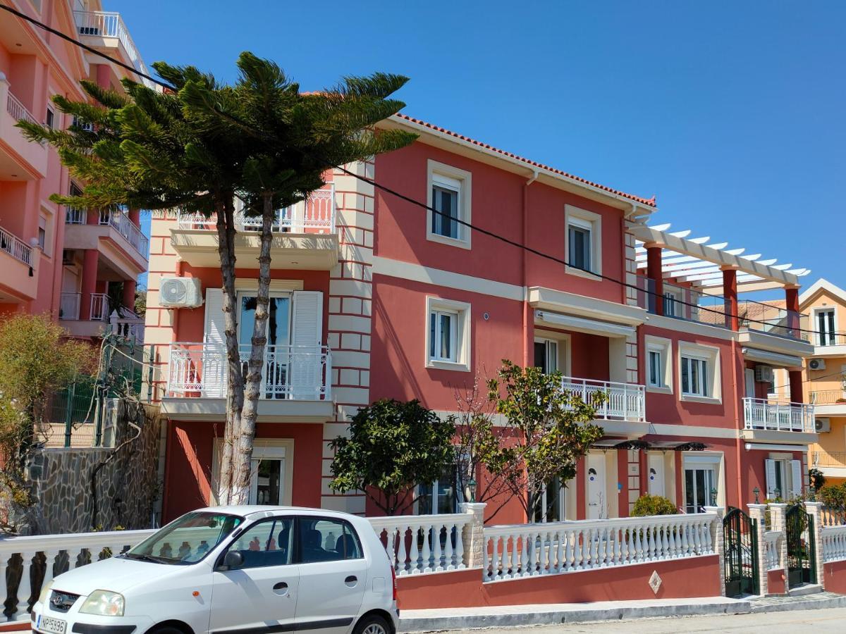 Blue Lagoon Luxury Apartment A3 アルゴストリオン エクステリア 写真