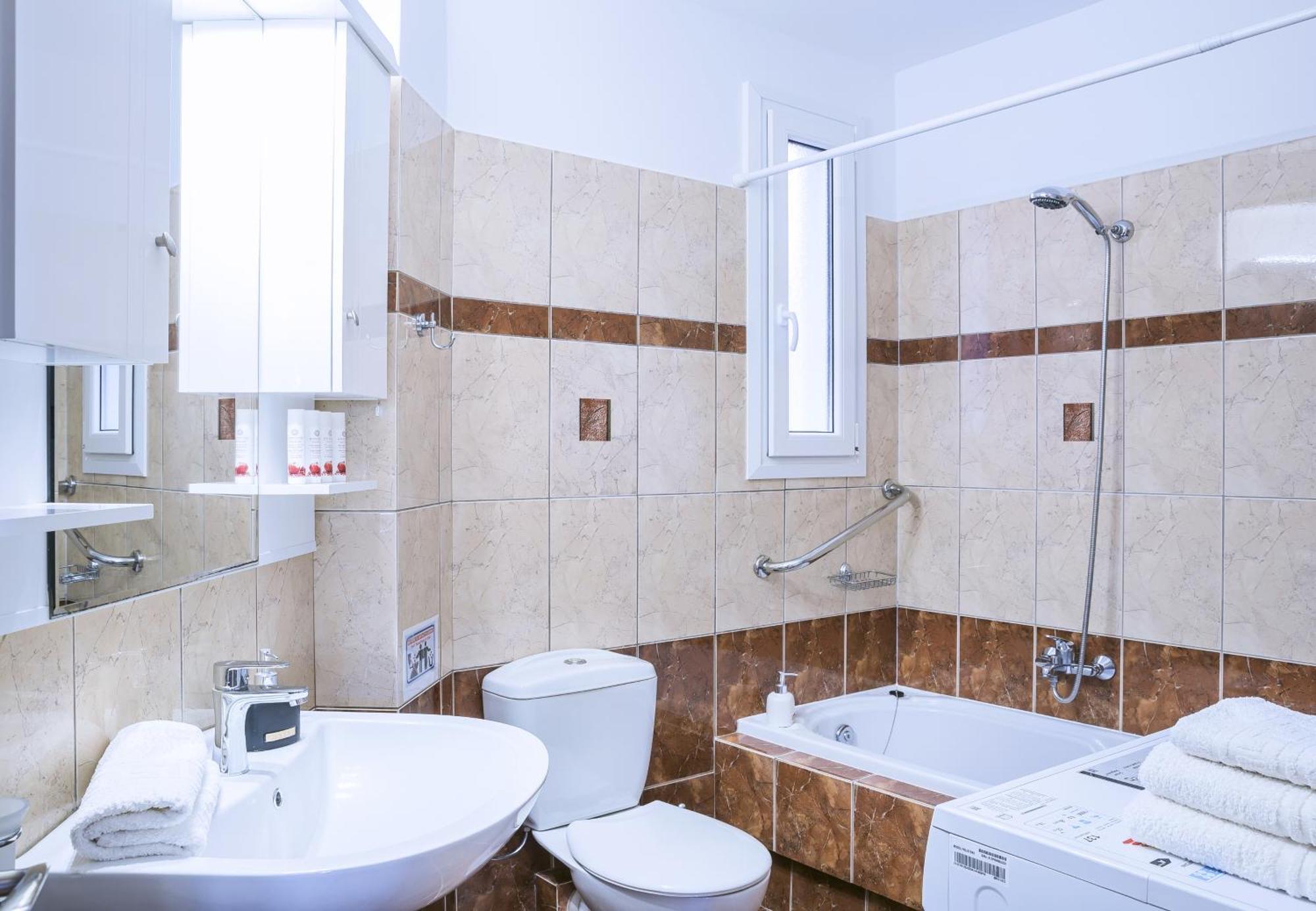 Blue Lagoon Luxury Apartment A3 アルゴストリオン エクステリア 写真